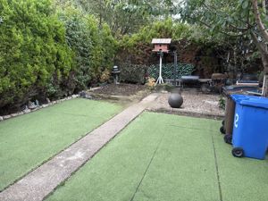 Photo 8- click for photo gallery